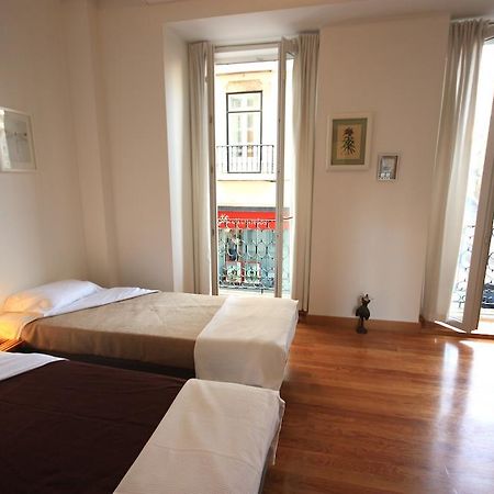 Апартаменты Myplace - Lisbon - Camoes Номер фото
