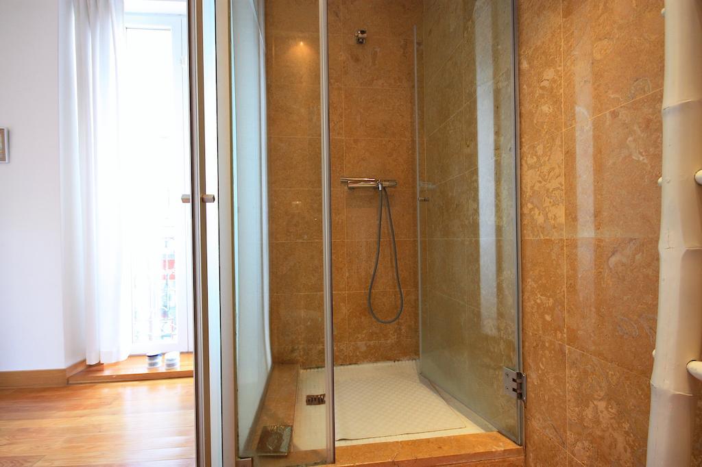Апартаменты Myplace - Lisbon - Camoes Экстерьер фото